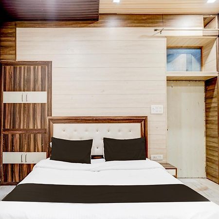 Hotel O Mayur Resort Mathura Eksteriør bilde